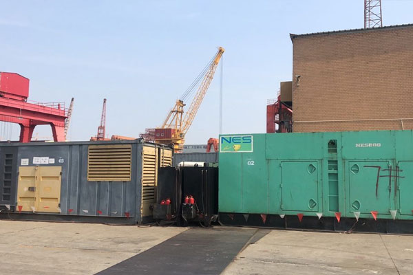 建瓯发电机出租空气滤清器的清洁频率是多少？